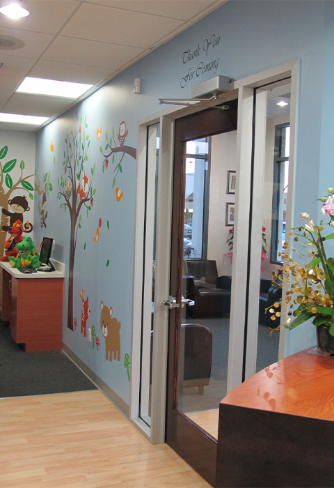 OFFICE PICS 042